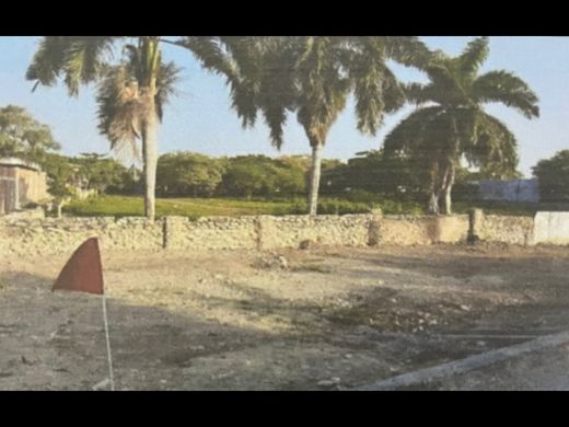 Land in Cartagena, Cartagena de Indias