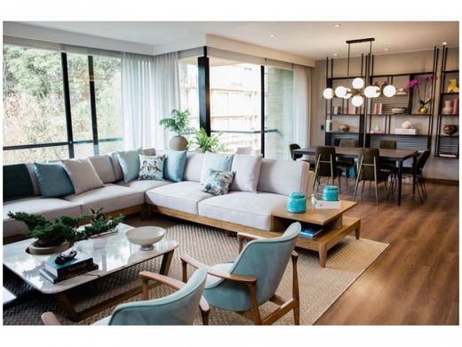 Apartment / Etagenwohnung in Bogotá, Bogotá  D.C.