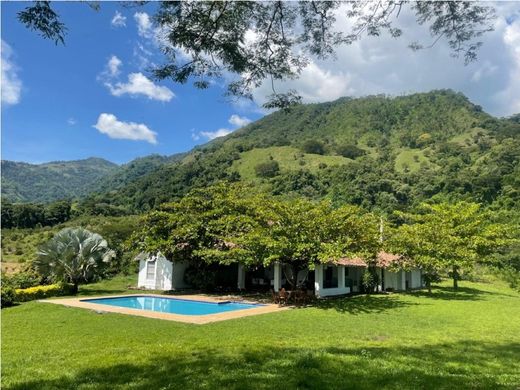 Terreno en Fredonia, Departamento de Antioquia