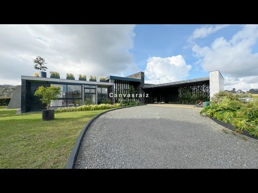 منزل ريفي ﻓﻲ Envigado, Departamento de Antioquia