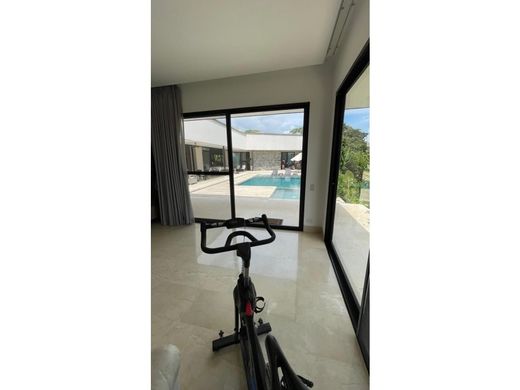 Country House in Santiago de Cali, Cali