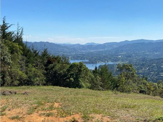 أرض ﻓﻲ Retiro, Departamento de Antioquia