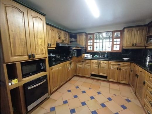 Köy evi Rionegro, Departamento de Antioquia