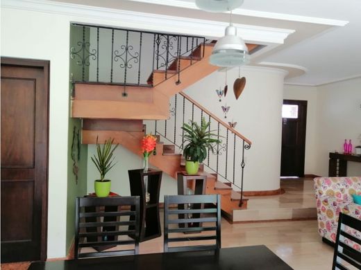 豪宅  麦德林, Medellín