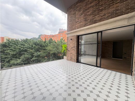 Apartment / Etagenwohnung in Medellín, Departamento de Antioquia