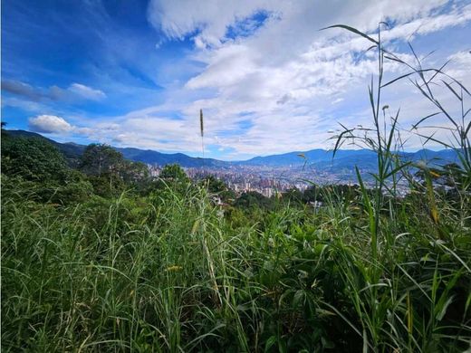 Grond in Medellín, Departamento de Antioquia