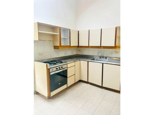 ﻣﻨﺰﻝ ﺭﻳﻔﻲ/ ﺑﻴﺖ ﻤﺰﺭﻋﺔ ﻓﻲ Retiro, Departamento de Antioquia