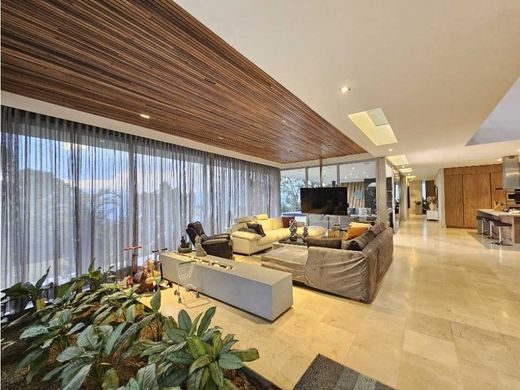 Πολυτελή κατοικία σε Μεδεγίν, Medellín