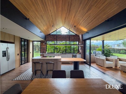 Lüks ev La Ceja, Departamento de Antioquia