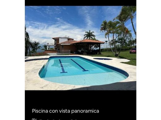 Luxury home in Pereira, Departamento de Risaralda