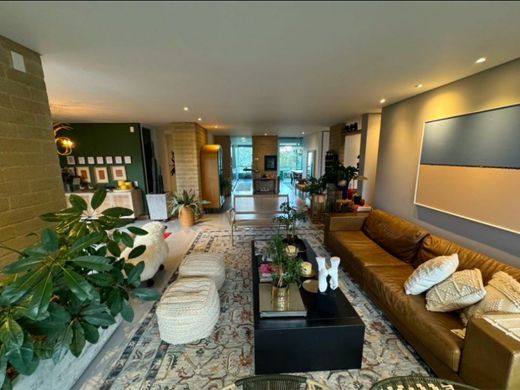 メデリン, Medellínのアパートメント