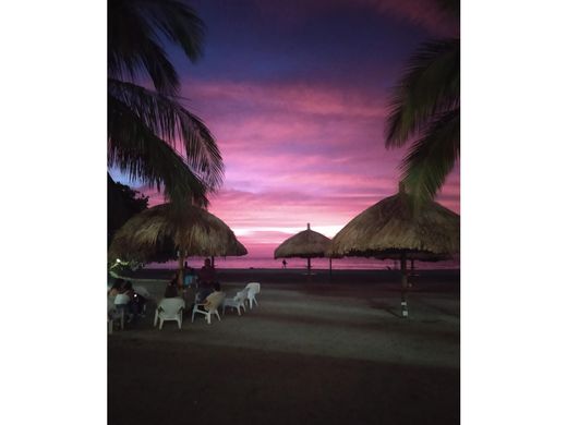 Apartment / Etagenwohnung in Santa Marta, Departamento del Magdalena