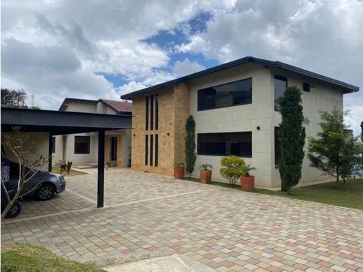Country House in Retiro, Departamento de Antioquia