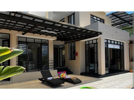 Country House in Anapoima, Cundinamarca