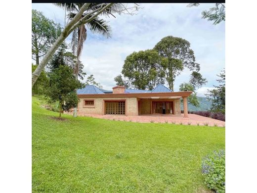 Envigado, Departamento de Antioquiaの高級住宅