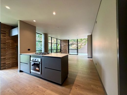 Apartment / Etagenwohnung in Medellín, Departamento de Antioquia