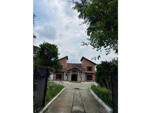 Cortijo o casa de campo en Guarne, Departamento de Antioquia