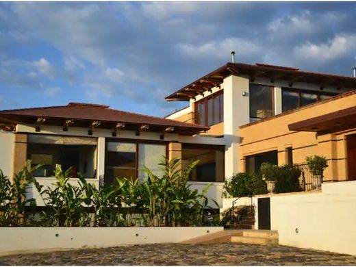 Luxury home in Nocaima, Cundinamarca