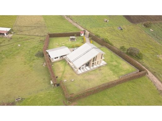 Country House in Choachí, Cundinamarca