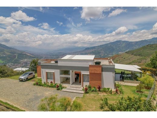 Country House in Copacabana, Departamento de Antioquia