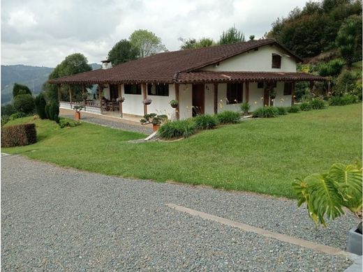 Köy evi Guarne, Departamento de Antioquia