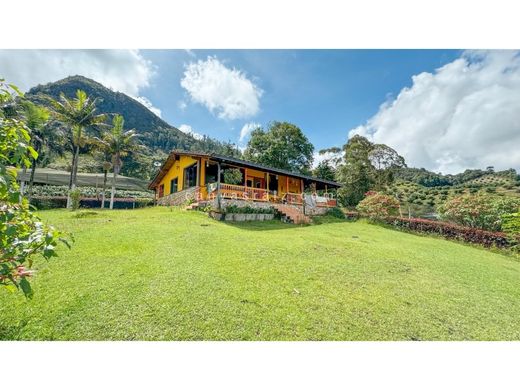 Cortijo o casa de campo en Retiro, Departamento de Antioquia