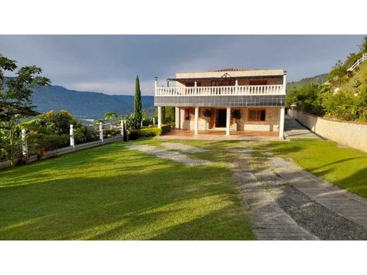 Casa de campo en Copacabana, Departamento de Antioquia