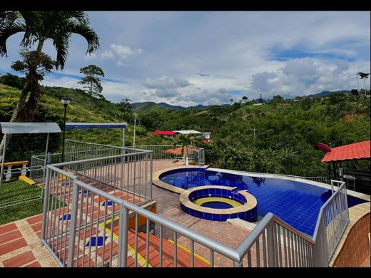 Hotel w Pereira, Departamento de Risaralda