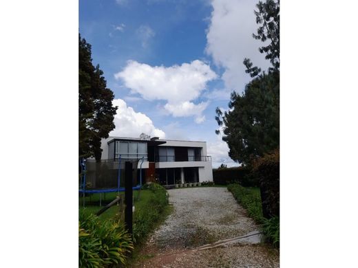 Luxus-Haus in Envigado, Departamento de Antioquia