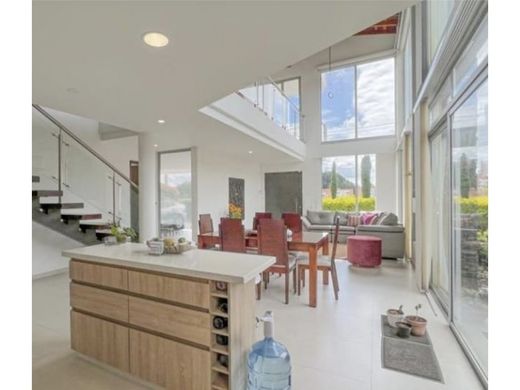 Köy evi Rionegro, Departamento de Antioquia