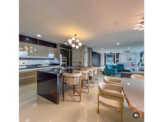 Appartamento a Medellín, Departamento de Antioquia