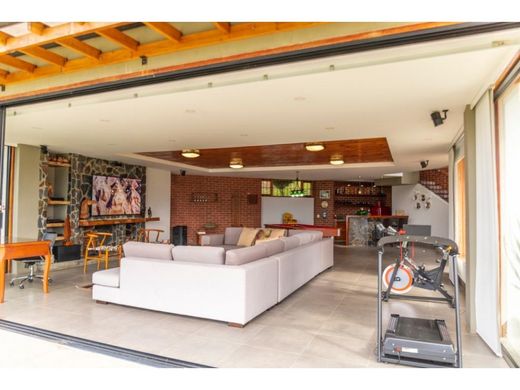 Casale a El Darién, Planadas