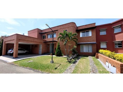 Country House in Santiago de Cali, Cali