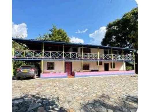 Гостиница, Valparaíso, Departamento de Antioquia