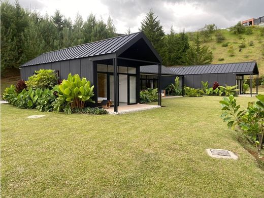 Country House in Retiro, Departamento de Antioquia