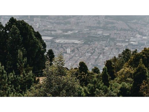 Αγροτεμάχιο σε Μεδεγίν, Medellín