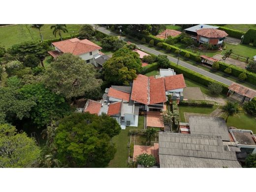 Casale a Cali, Departamento del Valle del Cauca