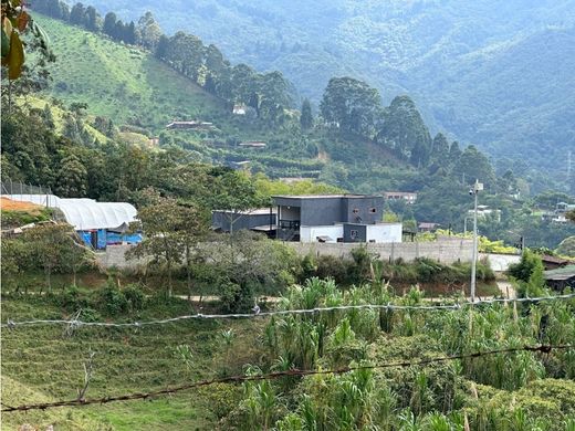 Köy evi Sabaneta, La Estrella