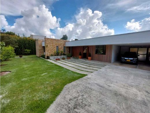 Köy evi Medellín, Departamento de Antioquia