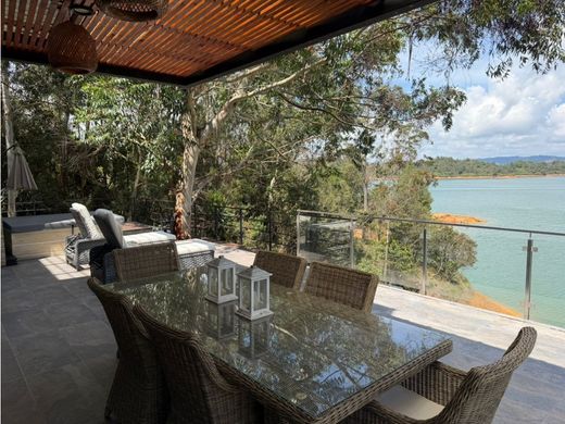 Gospodarstwo w Guatapé, Departamento de Antioquia