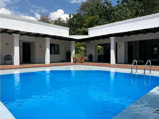 Πολυτελή κατοικία σε Μεδεγίν, Medellín