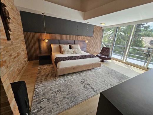 Πολυτελή κατοικία σε Μεδεγίν, Medellín