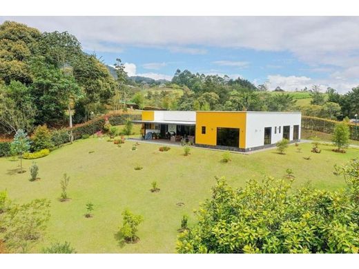 Сельский Дом, La Ceja, Departamento de Antioquia