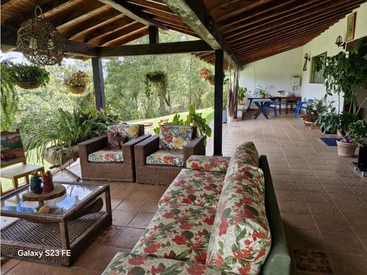 Quinta rústica - Retiro, Departamento de Antioquia