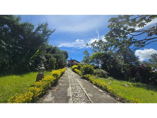 Casa de campo en Marinilla, Departamento de Antioquia