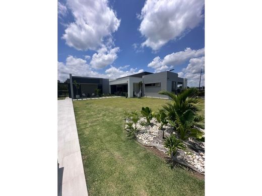 Εξοχική κατοικία σε Pereira, Departamento de Risaralda