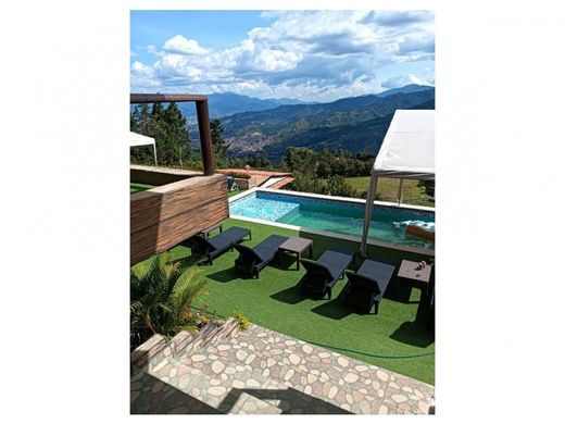 Farmhouse in Medellín, Departamento de Antioquia