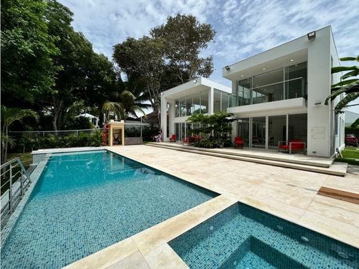 Luxury home in Ricaurte, Cundinamarca