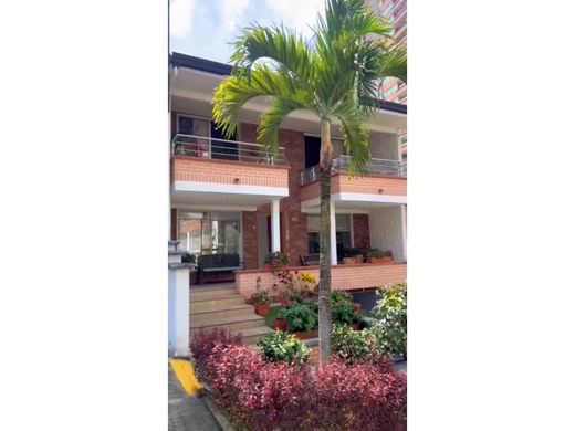 Luxury home in Sabaneta, La Estrella
