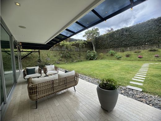 호화 저택 / 메데인, Medellín